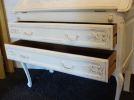 Secretaire wit brocante fraai houtsnijwerk VERKOCHT