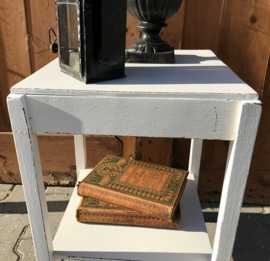 Bijzet tafel wit bloem planten wit brocante 50 cm