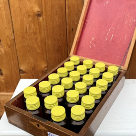Flesje vaas glas bruin origineel apotheek