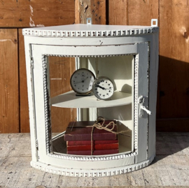 Vitrine kastje wit sier hoek pronk GERESERVEERD