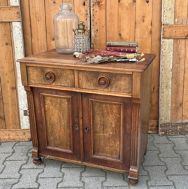 Halkast commode lage kast met laden VERKOCHT