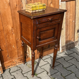 Nachtkast Frankrijk hal kastje VERKOCHT