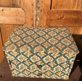 Ladekastje stoffen bekleding sieraden 26 cm