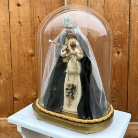 Heilige Maria en kind Jezus onder stolp glas
