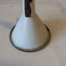 Emaille trechter wit Ø 8 cm en 8,5 cm origineel