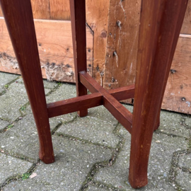 Kruk bijzettafel melk krukje hout origineel