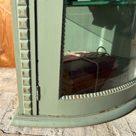 Vitrine kastje groen sier hoek pronk kast