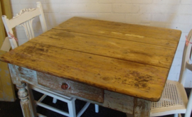 Boeren tafel eettafel 85 x 80 lade cafe brocante Frankrijk VERKOCHT