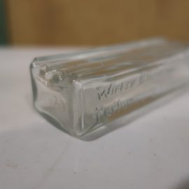 Parfum flesje glas Den Haag Bloemsma VERKOCHT