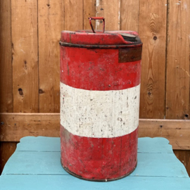 Olie blik Antar olie drum metaal ijzer barn found
