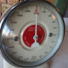 Weegschaal Dulton vintage keuken Yasu Sasamoto