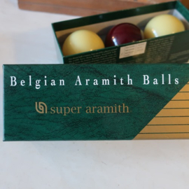 Biljart ballen Aramith 3 stuks in doos 61,5 mm