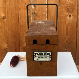 Houten kist Tudor origineel Bruxelles