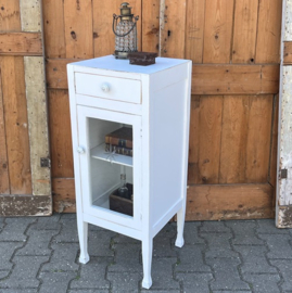 Vitrine kast wit sier nachtkastje pronk 85,5 cm