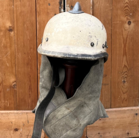 Helm brandweer creme origineel met zijflappen