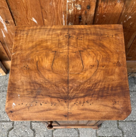 Nachtkastje hout Frankrijk 67,5 cm hal