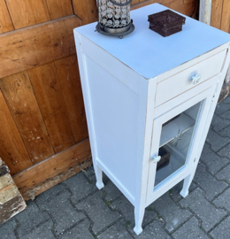 Vitrine kast wit sier nachtkastje pronk 85,5 cm