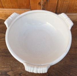 Schaal op voet wit diameter 34 cm VERKOCHT