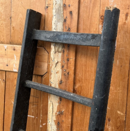 Houten ladder trap 6 treden zwart decoratie