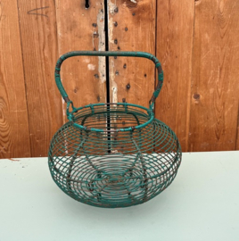 Draadmand groen metaal eiermand Frankrijk