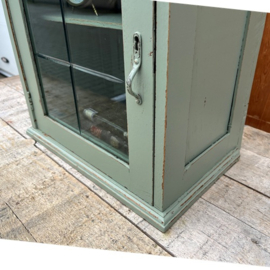 Vitrine kast groen sier pronk hang kastje