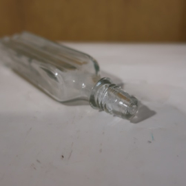 Parfum flesje glas Den Haag Bloemsma VERKOCHT