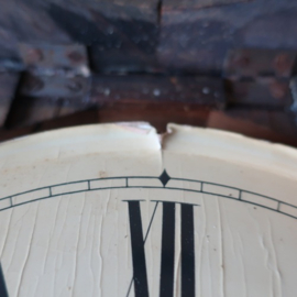 Klok wandklok hout origineel met sleutel