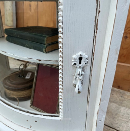 Vitrine kast wit sier hoek kastje VERKOCHT