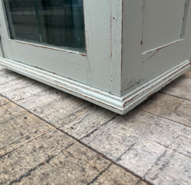 Vitrine kast groen sier pronk kastje VERKOCHT