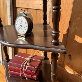 Boekenkast schappenkast stokkenkast hoekkast