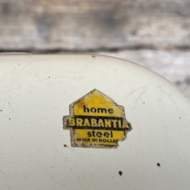 Broodtrommel klein metaal Brabantia wit creme