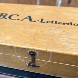 Letterdoos B.C.A origineel vintage retro hout