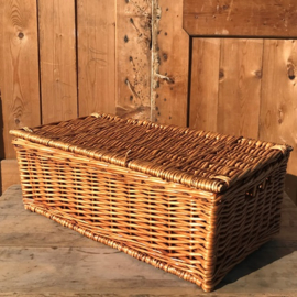 Picknick koffer mand rotan riet VERKOCHT