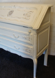Secretaire wit brocante fraai houtsnijwerk VERKOCHT