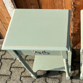 Nachtkastje groen 70 cm bijzet VERKOCHT