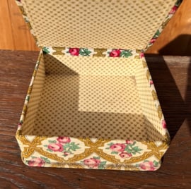 Doos stoffen bekleding karton sieraden naaidoosje
