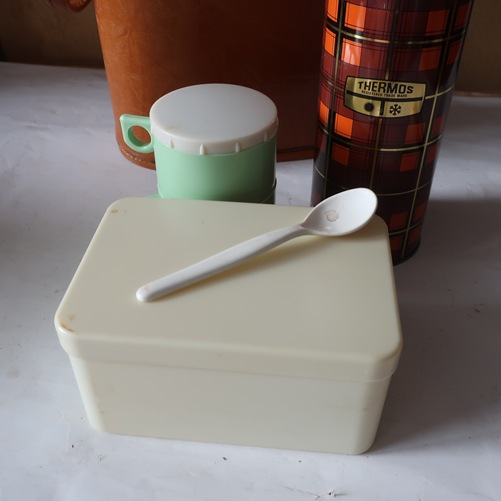 Picknick set vintage retro in hoes origineel
