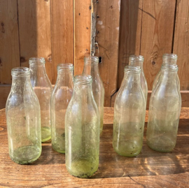 Fles melkfles blank glas origineel melk VERKOCHT