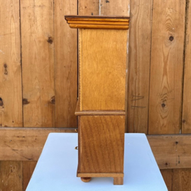 Kabinetkast poppen origineel hout poppenkabinet