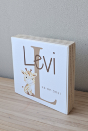 letterblok geboortebord giraffe 8x8cm