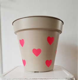Bloempot beige roze hartjes