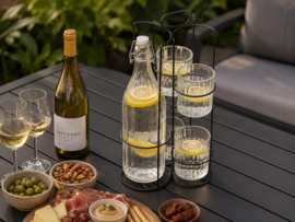 Fles met 4 glazen in metalen houder