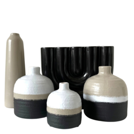 Unieke aardewerken kruik 15cm - zwart beige grijs