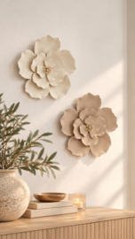 Wanddecoratie Bloem Taupe – Metalen Muurdecoratie Ø29 cm - PRE ORDER