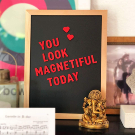 Magneetletters, cijfers en tekens rood