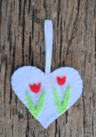 Hartje met tulpen