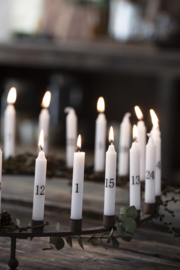 Advent potloodkaarsen 1 - 24 wit/zwart