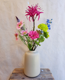 Vaas beige 22cm hoog