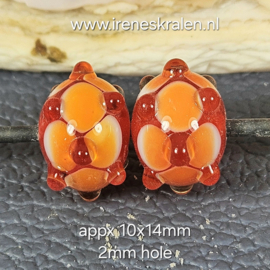 IKOR028: DuoSet dikke Kardinaaltjes Oranje, ca 10x14mm