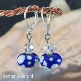 BL0066: Lampwork Oorbellen DonkerBlauw & Wit